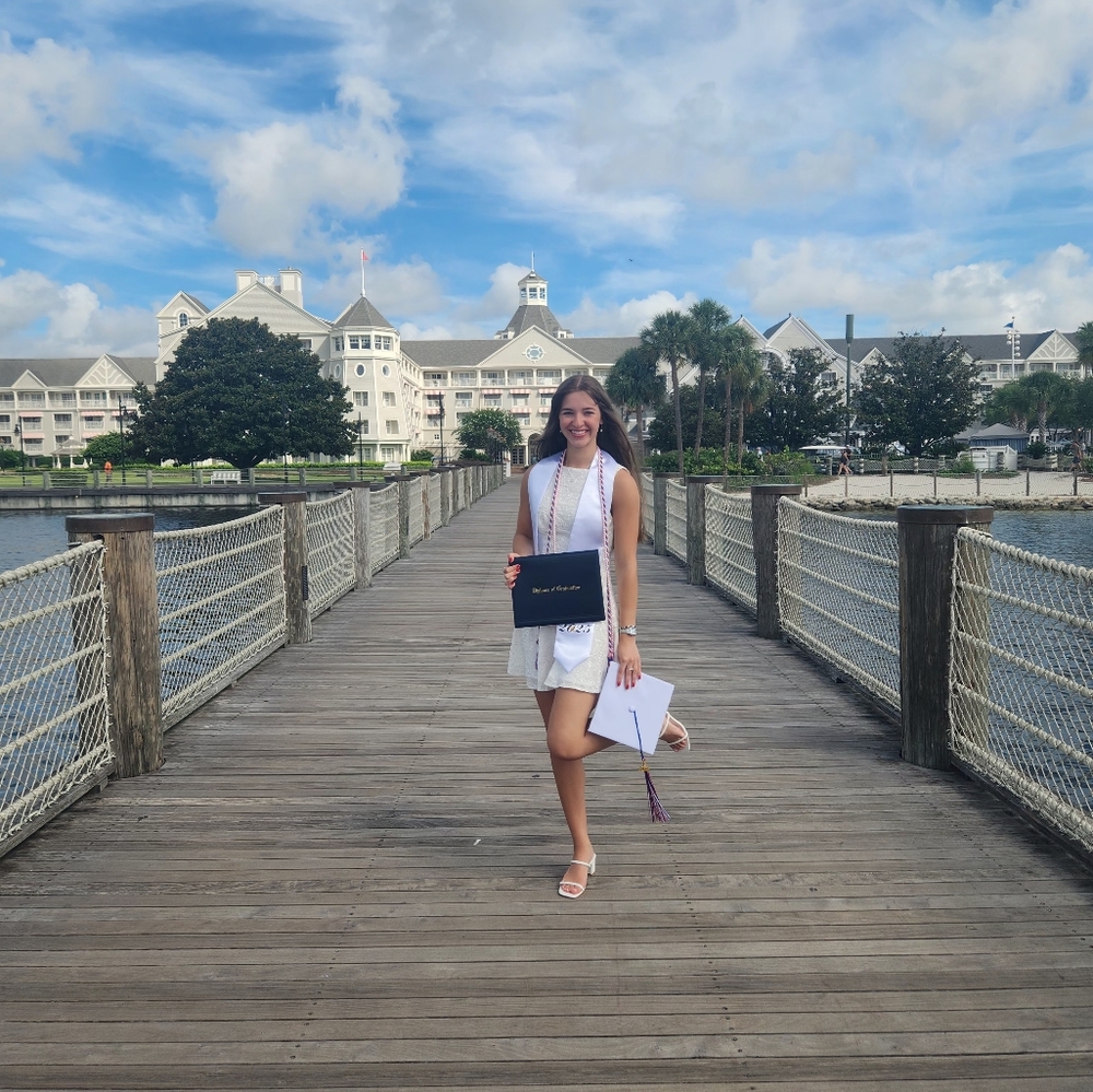 Meet your Posher, Kayla